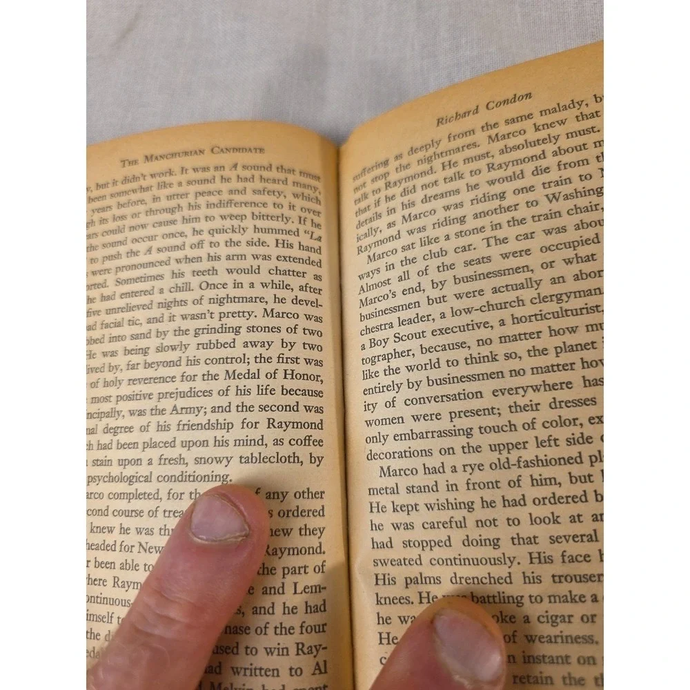 The Mancurian Candidate Paperback  T1826 By Richard Condon